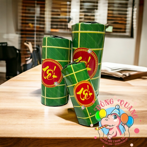 Bánh chưng, tét, dưa hấu giấy xếp