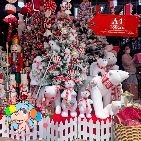 Cây thông phủ tuyết (cành treo)