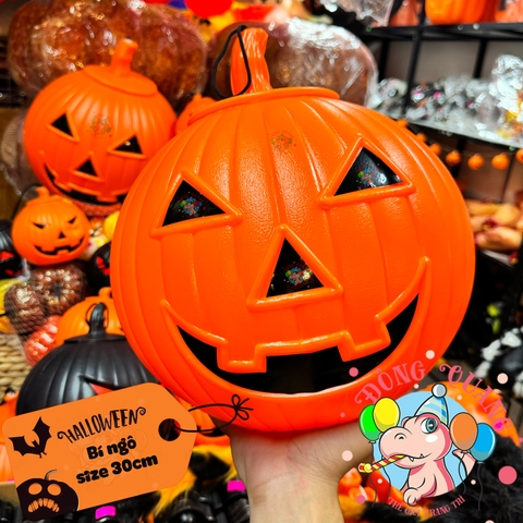 Bí ngô Halloween có nắp