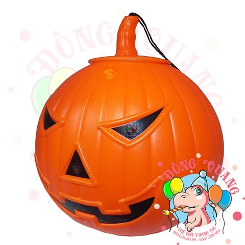 Bí ngô Halloween có nắp
