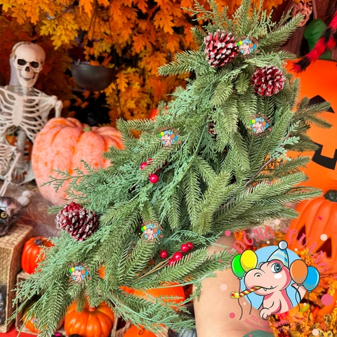 Dây trang trí 2 loại lá PE trái thông, cherry