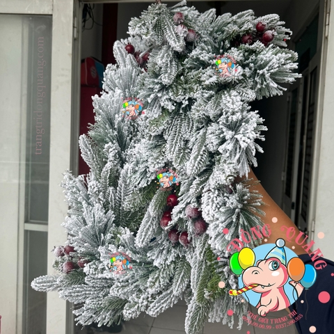 Dây trang trí 3 loại lá thông phủ tuyết