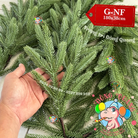 Dây trang trí lá PE