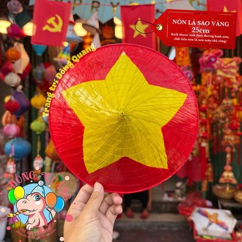 Nón lá đỏ sao vàng