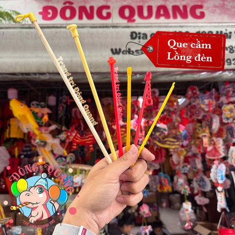 Que cầm lồng đèn Trung thu