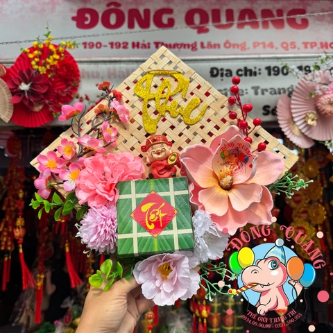 Tấm tre đan trang trí Tết