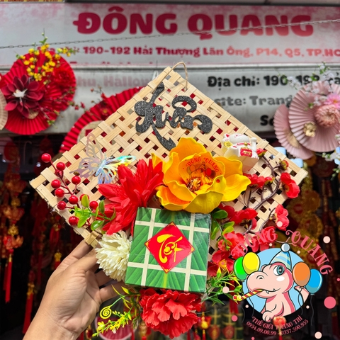 Tấm tre đan trang trí Tết