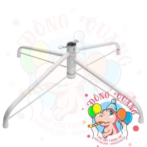 Cây thông cước đỏ phủ tuyết (cành tự động xoè)