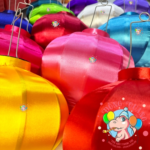 Lồng đèn Hội An vải phi bóng - dáng tròn (treo ngoài trời)