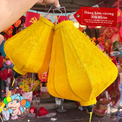 Lồng đèn Hội An vải gấm - dáng kim cương