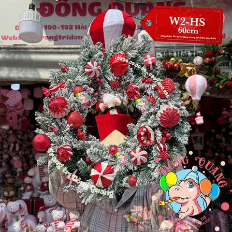 Vòng hoa 3 loại lá phủ tuyết cherry