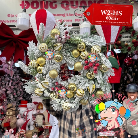 Vòng hoa 3 loại lá phủ tuyết cherry