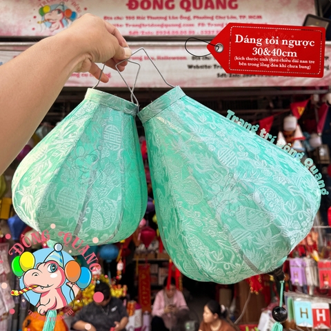 Lồng đèn Hội An vải gấm - dáng tỏi ngược