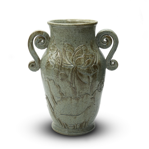 Bình Khắc Hoa Sen Có Tai