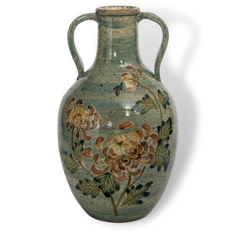 Bình Hoa Sen Có Tai