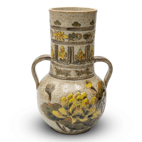 Bình gốm men tiêu có tai hoa sen vàng 2