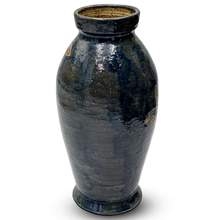 Bình Men Lục Chùm Hồng