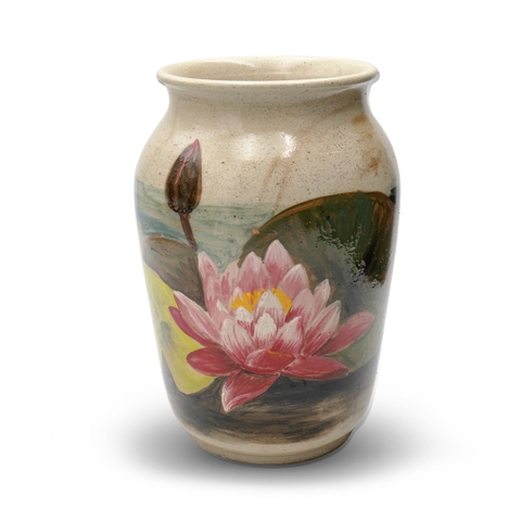 Bình Gốm Hoa Súng Đỏ