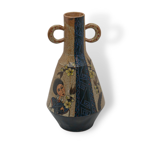 Bình Phứ Cầu Cô Gái H'Mông