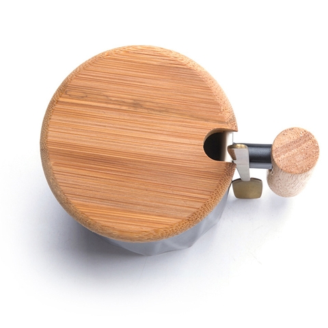 Cốc Sứ Tay Cầm Gỗ