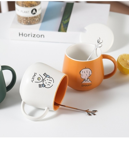 Cốc Sứ Hoạ Tiết Hoạ Hình Nam & Nữ (350ml)