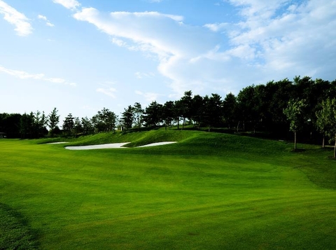 Tối ưu hóa hoạt động của sân golf trong mùa thu