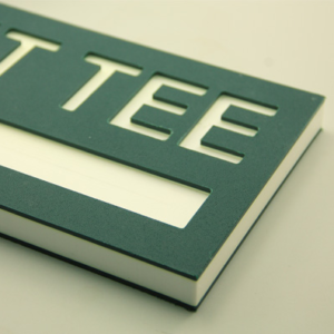 Tấm nhựa khắc biển hiệu sân golf