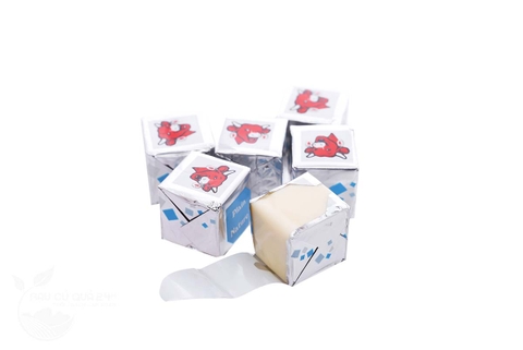 Phô mai vuông vị sữa Con Bò Cười Belcube 78g