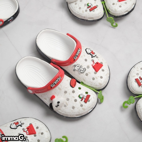 CROCS CLASSIC PEANUTS