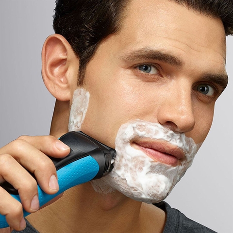 Máy cạo râu Braun dùng được bao nhiêu năm ? Có đáng mua không ?