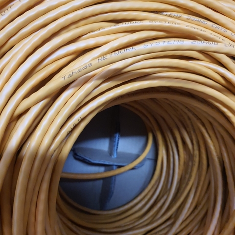 CÁP MẠNG LAN TAHADA CAT6 CCA 0.57 DÀI 300M