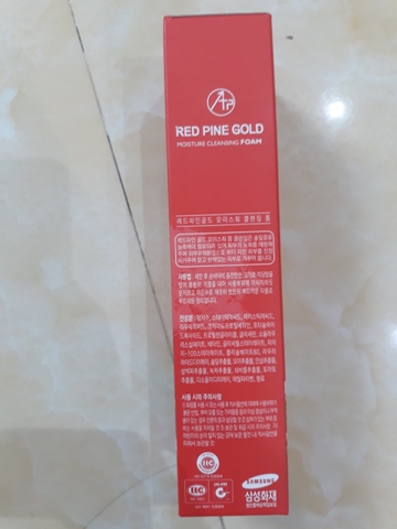 Sữa rửa mặt tinh dầu thông đỏ