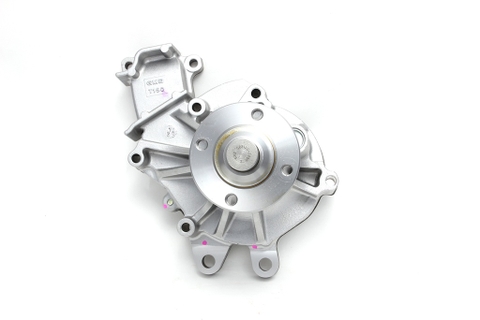 GWT150A Bơm Nước Toyota FORTUNER VN 2.5 Máy Dầu 05-16 FORTUNER 3.0 Máy Dầu 05-11 HILUX 2.5-3.0 Máy Dầu 04-15 LAND CRUISER PRADO 3.0 Máy Dầu 96-13 GMB - Japan