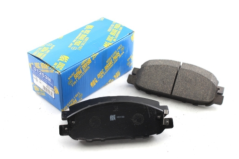 D1253M Bố Thắng - Má Phanh TRƯỚC Nissan CARAVAN 2.4 2.5 3.0 01-12 NV350 URVAN 2.5 12- MK Kashiyama - Japan