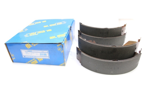 K4435 Bố Thắng - Má Phanh SAU Isuzu TROOPER 2.3 2.6 81-92 MK Kashiyama - Japan