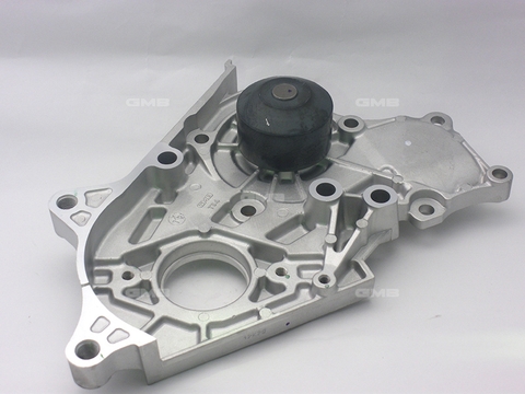 GWT94A Bơm Nước Toyota CAMRY CORONA COROLLA 1.8 2.0 2.2 82-91 GMB - Japan