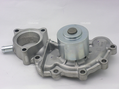 GWT97A Bơm Nước Toyota LAND CRUISER PRADO 2.7 99-02 HILUX LAND CRUISER 3.4 95-05 GMB - Japan