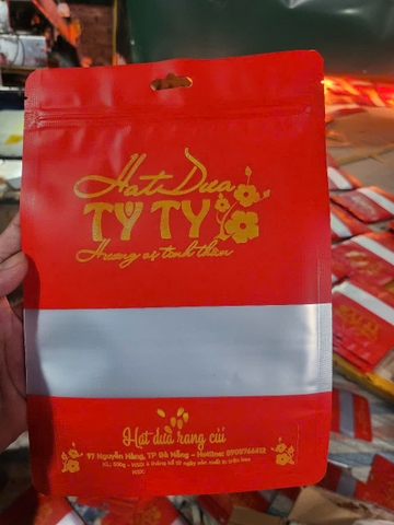 Zip nhôm đỏ cửa sổ nhập !