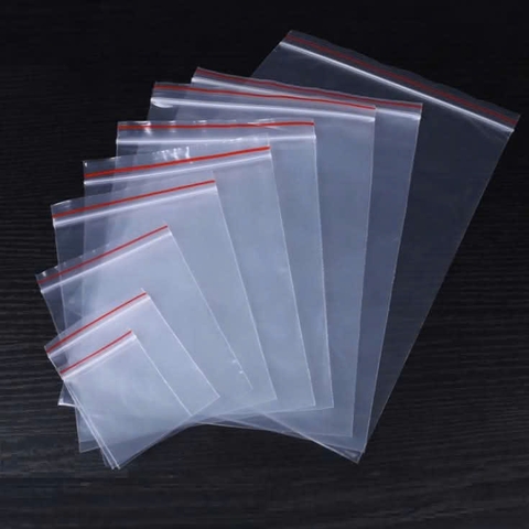 Túi zip chỉ đỏ ( size vừa )