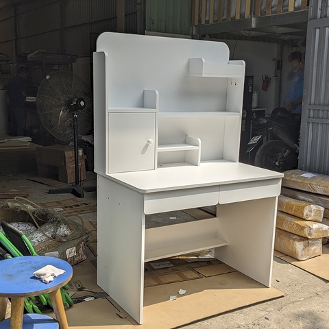 Bàn Học Gỗ Công Nghiệp Kết Hợp Kệ Sách Xinh Xắn Cho Bé BLV- 93