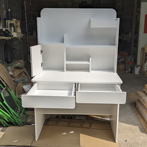 Bàn Học Gỗ Công Nghiệp Kết Hợp Kệ Sách Xinh Xắn Cho Bé BLV- 93
