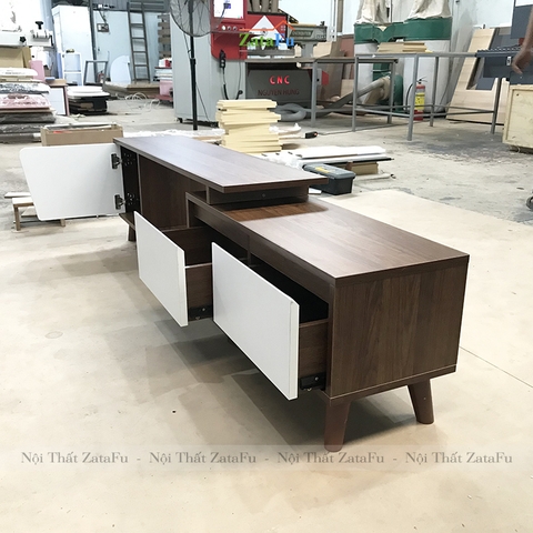Tủ kệ tivi chân gỗ kéo giãn kích thước KTV-02