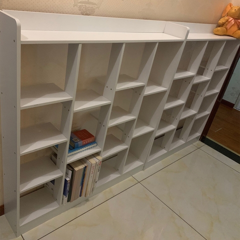 Kệ sách gỗ trang trí KTT-17