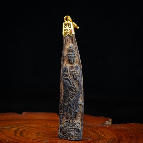 MẶT TRẦM CHÌM KHẮC QUAN THẾ ÂM