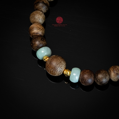 VÒNG TRẦM HƯƠNG 6 LI MIX NGỌC CHO EM BÉ