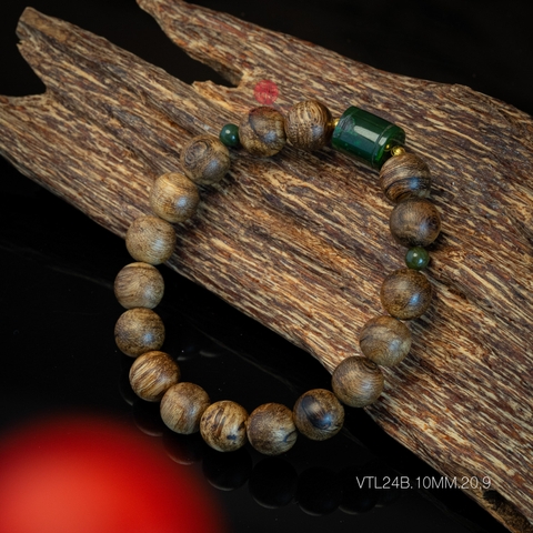 Vòng tay Trầm Hương tròn 10 li cận chìm mix Cẩm Thạch cao cấp