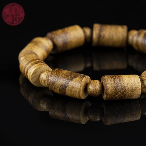 Vòng tay Trầm Hương trúc 10 li banh quầng Indo