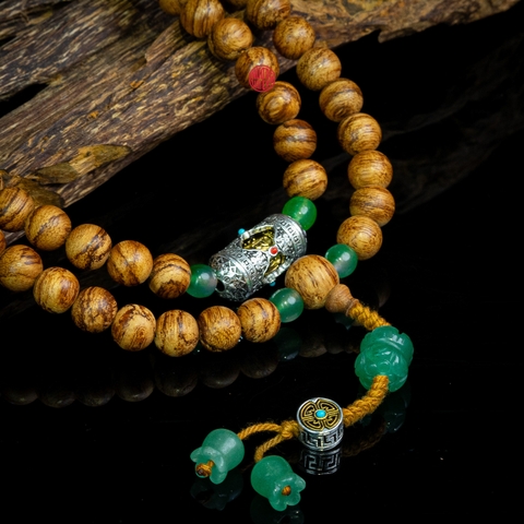 Chuỗi trầm hương 108 hạt niệm Phật 108 hạt 10 li mix Bạc và Ngọc