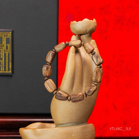 Vòng tay Trầm Hương cận chìm hạt tự nhiên cho nam (size nhỏ)