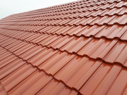 🌟 Ngói Tráng Men – Sự Giao Thoa Giữa Nghệ Thuật và Công Năng Trong Kiến Trúc